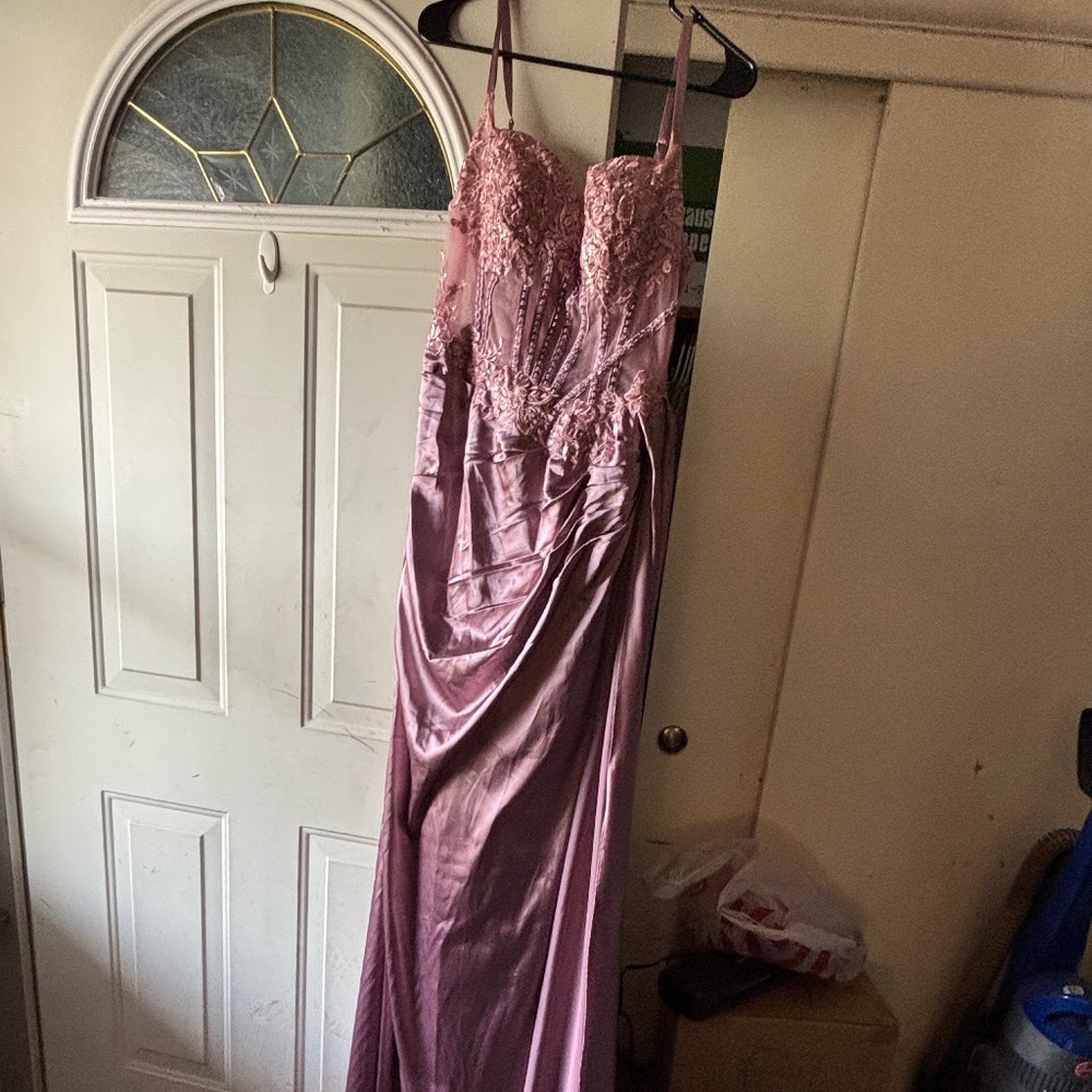 Size 12 mauve prom dress